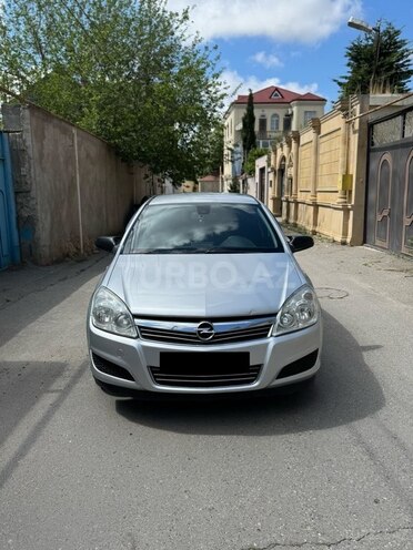Opel Astra-1