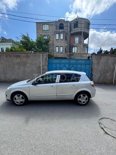 Opel Astra-8