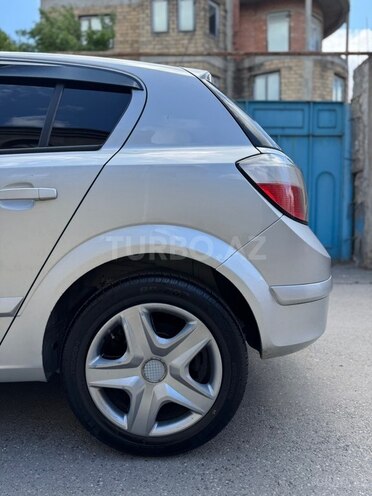 Opel Astra-10