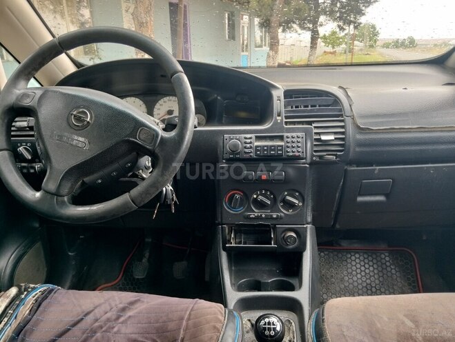 Opel Zafira-3