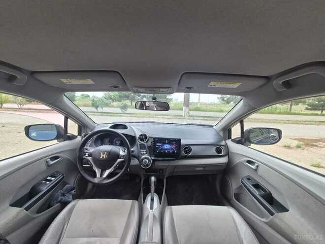 Honda Insight-2