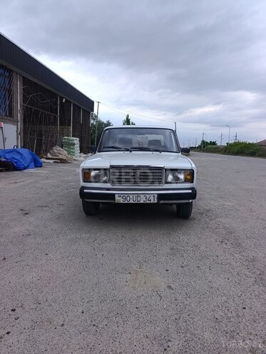LADA (VAZ) 2107-1