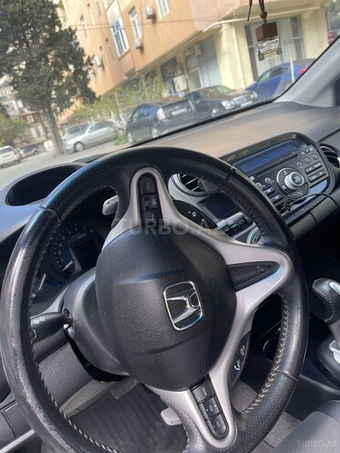Honda Insight-4