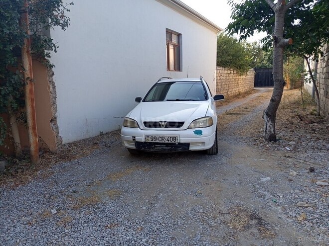 Opel Astra-10