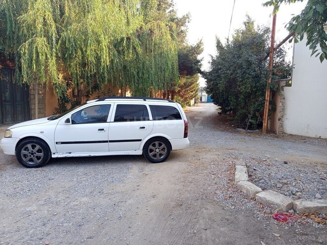 Opel Astra-12