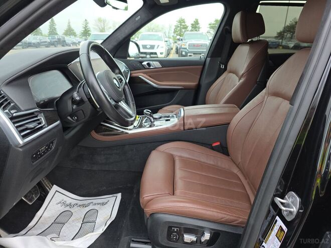BMW X7-18