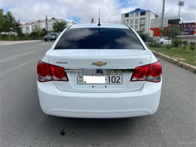 Chevrolet Cruze-4