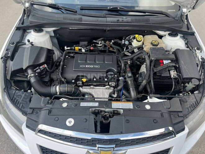 Chevrolet Cruze-9