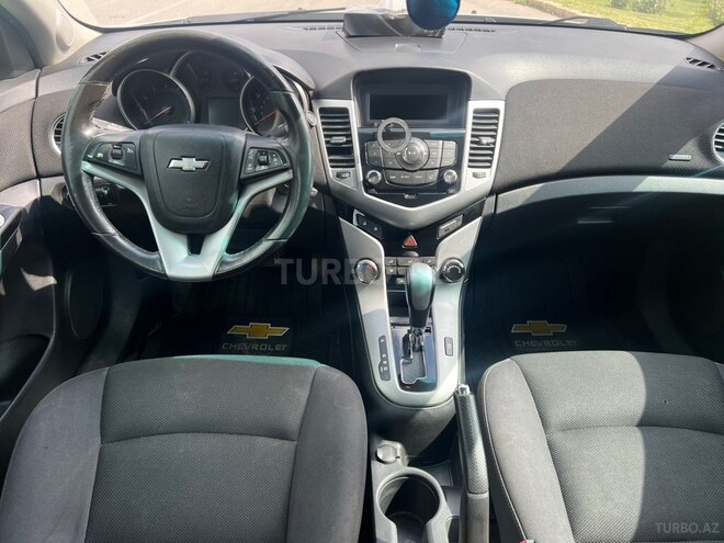 Chevrolet Cruze-7