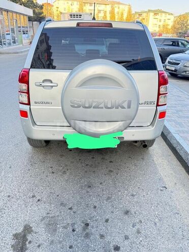 Suzuki Grand Vitara-2