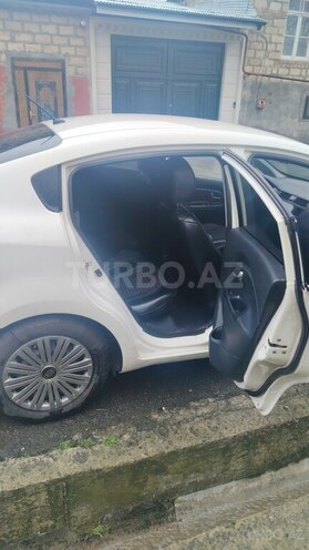 Kia Rio-2