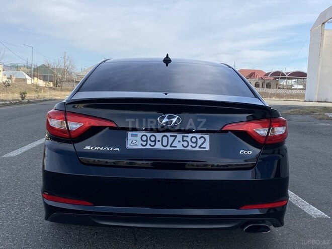 Hyundai Sonata-4