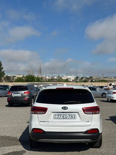 Kia Sorento-4