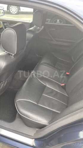 Mercedes E 270-5