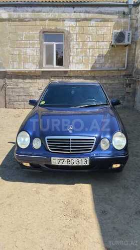 Mercedes E 270-3