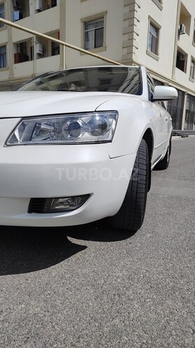Hyundai Sonata-2