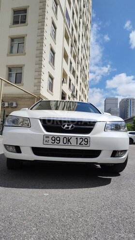 Hyundai Sonata-1