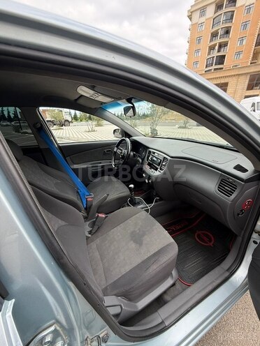 Kia Rio-6