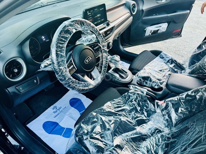Kia Rio-2