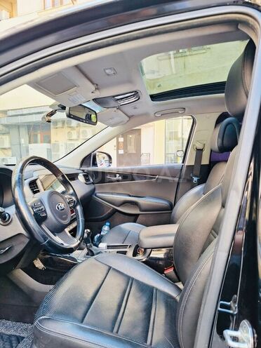 Kia Sorento-7