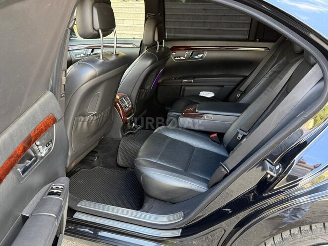 Mercedes S 550-12