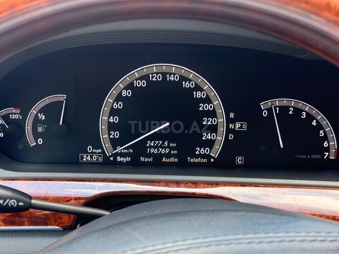 Mercedes S 550-13