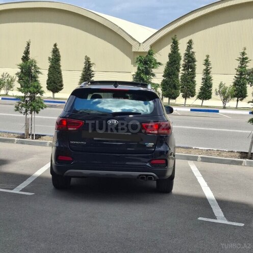 Kia Sorento-5