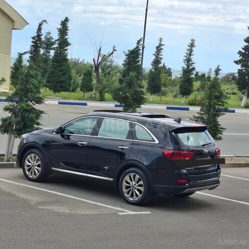 Kia Sorento-4
