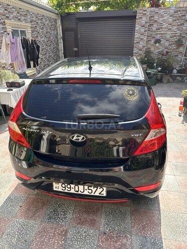 Hyundai Accent-3
