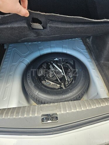Chevrolet Cobalt-5