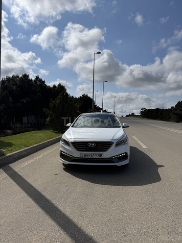 Hyundai Sonata-1