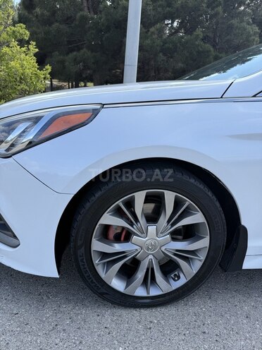Hyundai Sonata-3