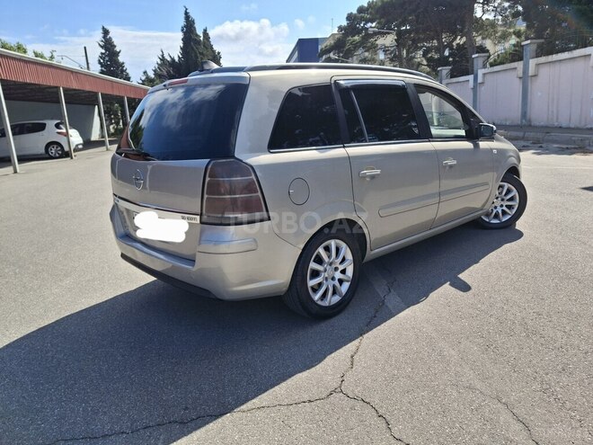 Opel Zafira-7