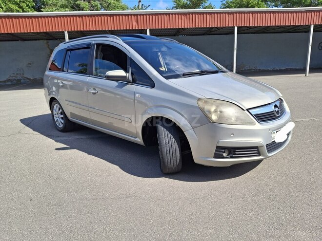 Opel Zafira-3