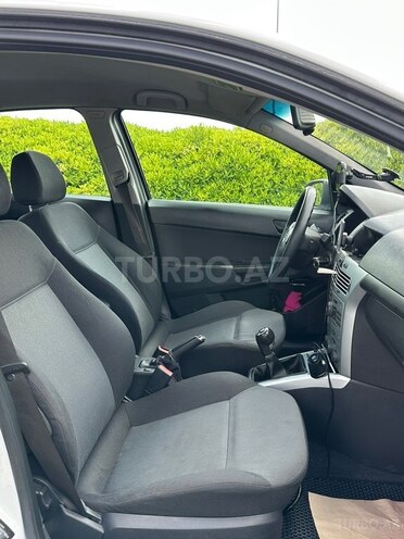 Opel Astra-7