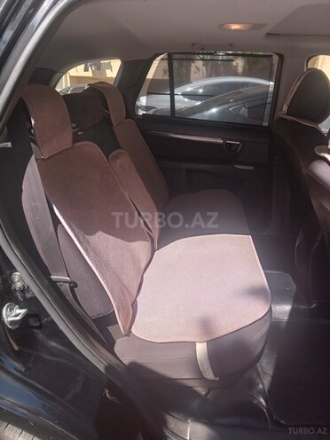 Hyundai Santa Fe-17