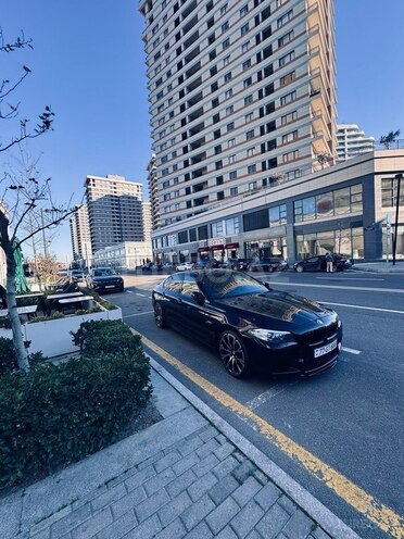 BMW 528