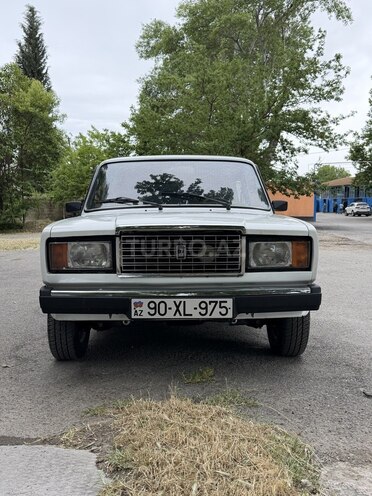 LADA (VAZ) 2107-1