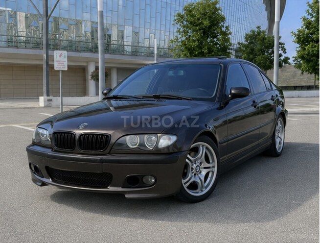 BMW 320-1