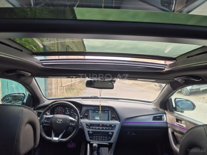 Hyundai Sonata-5