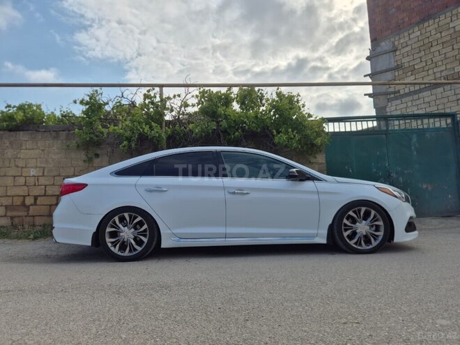 Hyundai Sonata-4