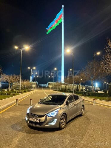 Hyundai Avante-1