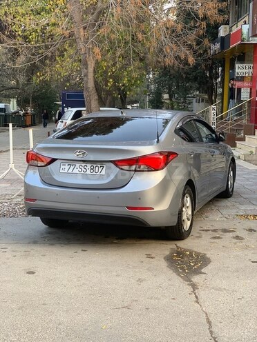 Hyundai Avante-2
