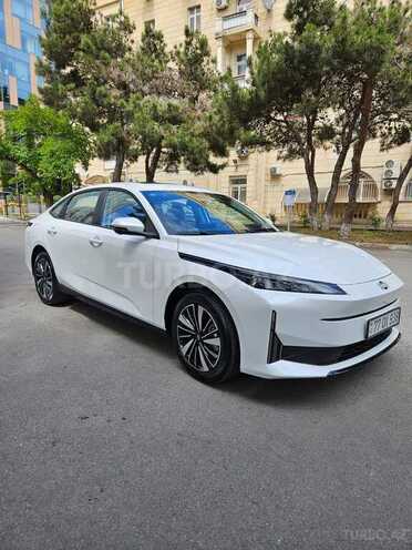 Changan Qiyuan A05-5