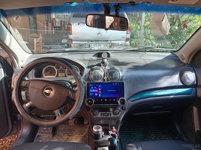 Chevrolet Aveo-4