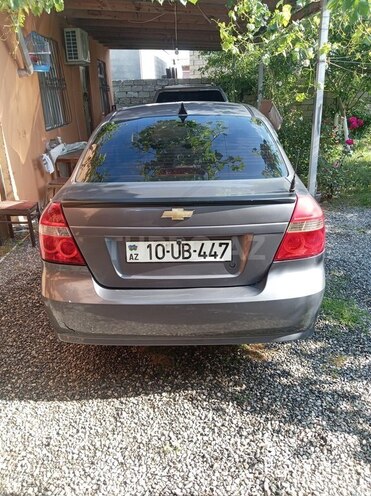 Chevrolet Aveo-7