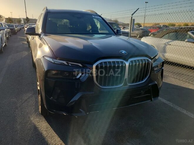 BMW X7-1