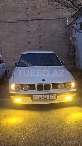 BMW 525-2