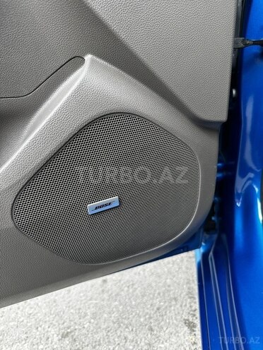 Chevrolet Cruze-12