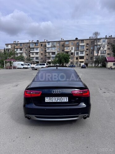 Audi A6-3